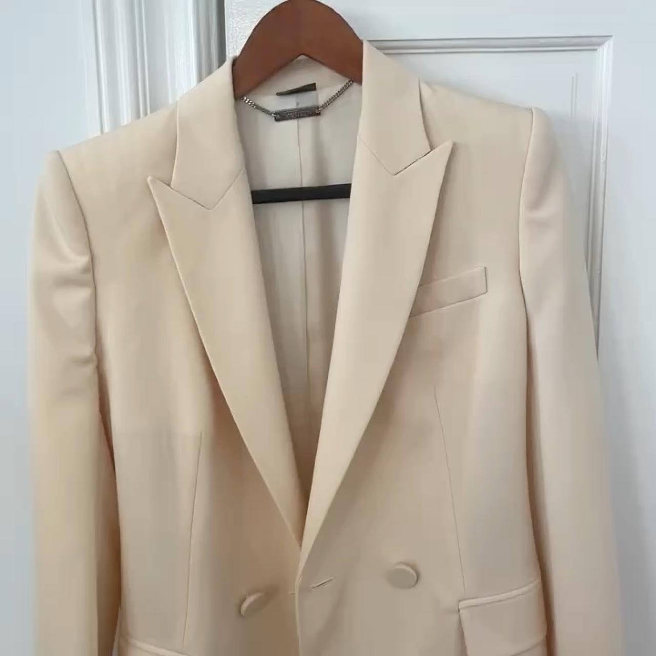 item listed by missmichaela11