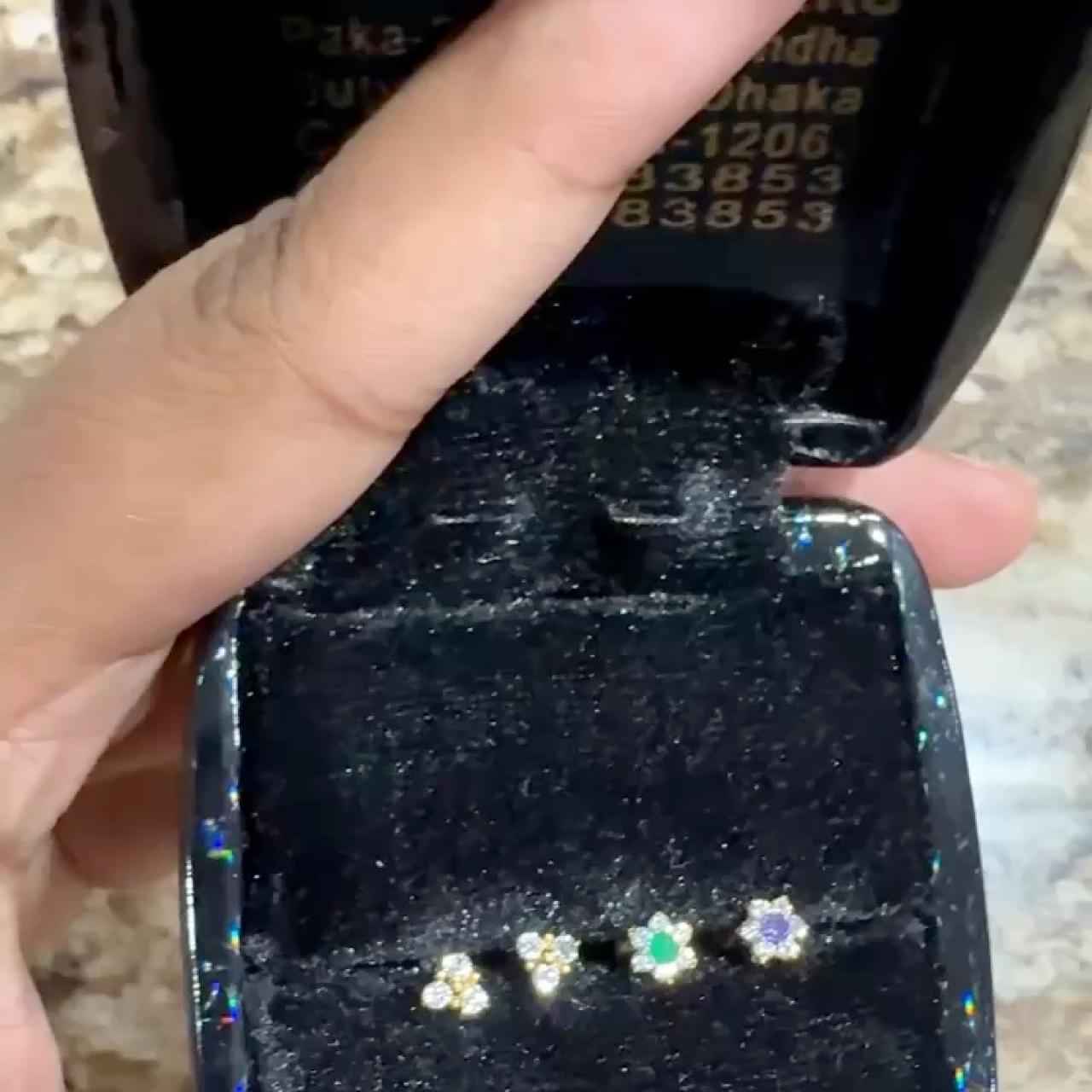 item listed by rupaiya14