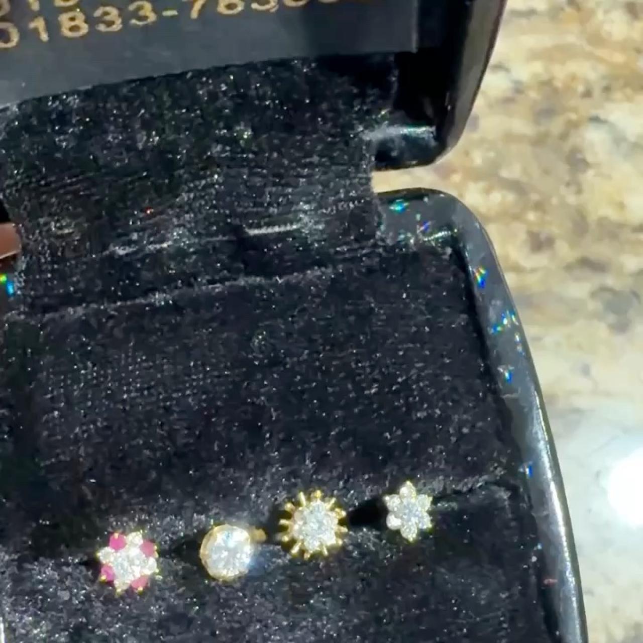 item listed by rupaiya14