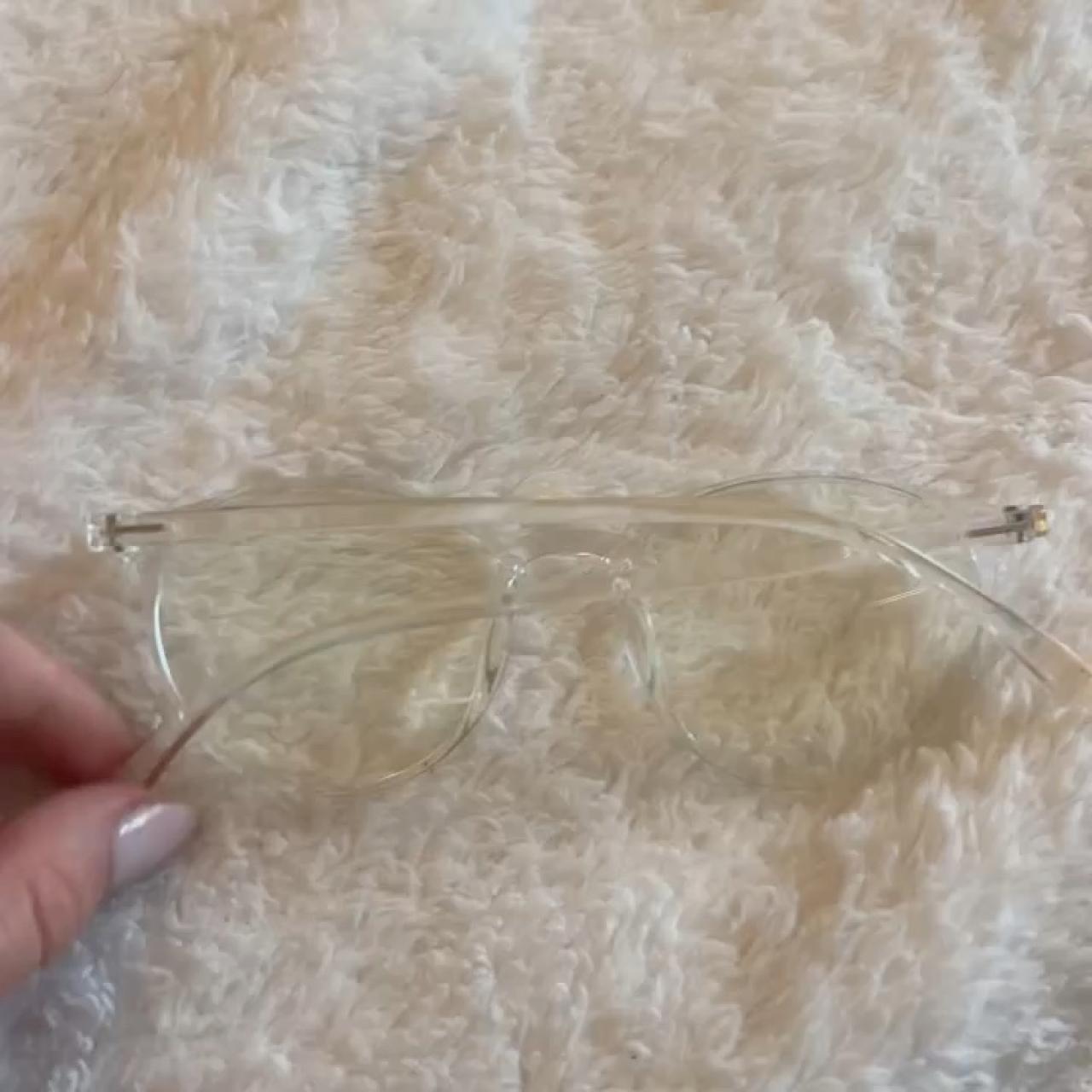 item listed by thriftzuz