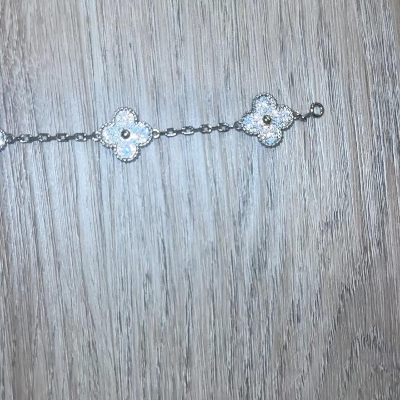 item listed by lexiunt