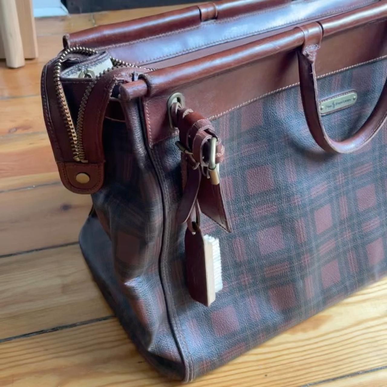 Vintage RALPH LAUREN WEEKEND LUGGAGE BAG. There’s a... Depop