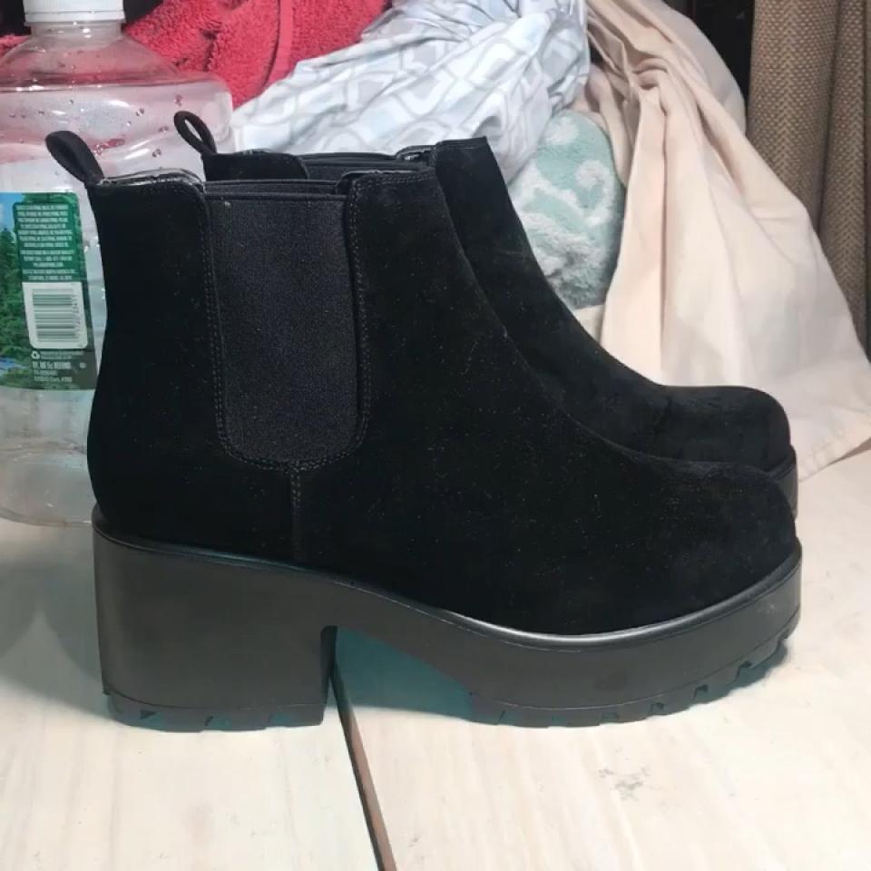 kai chunky chelsea boots