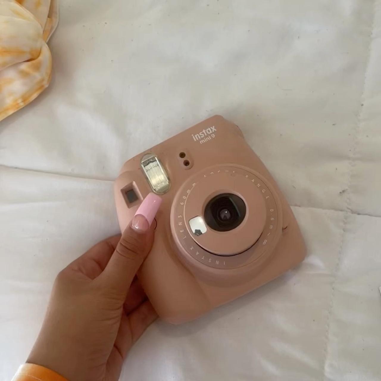 Fuji Polaroid Camera *perfect condition, comes with... Depop