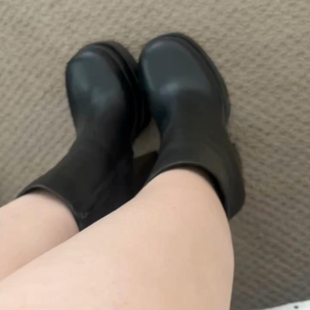 item listed by pixiee__