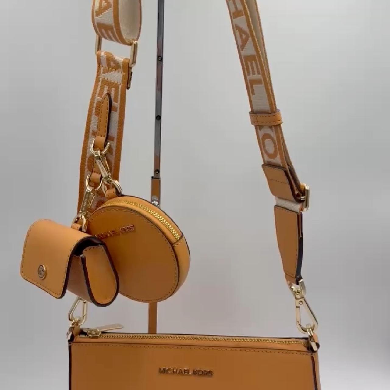 item listed by fannyb252