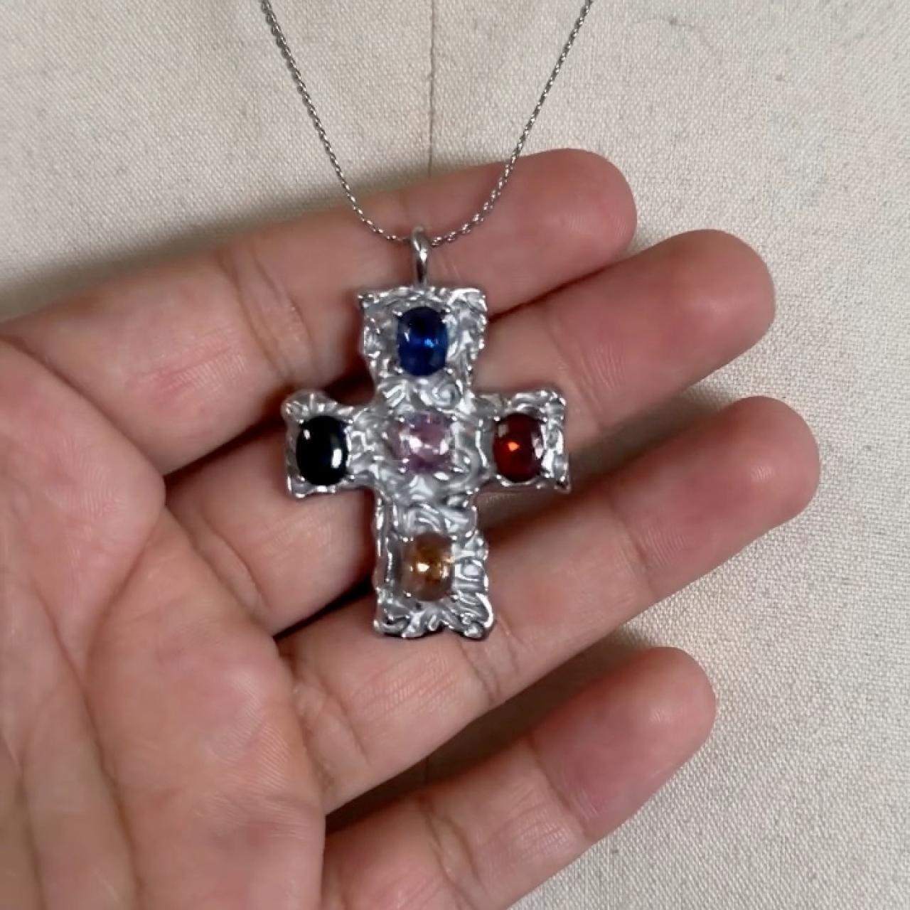 item listed by blade_la