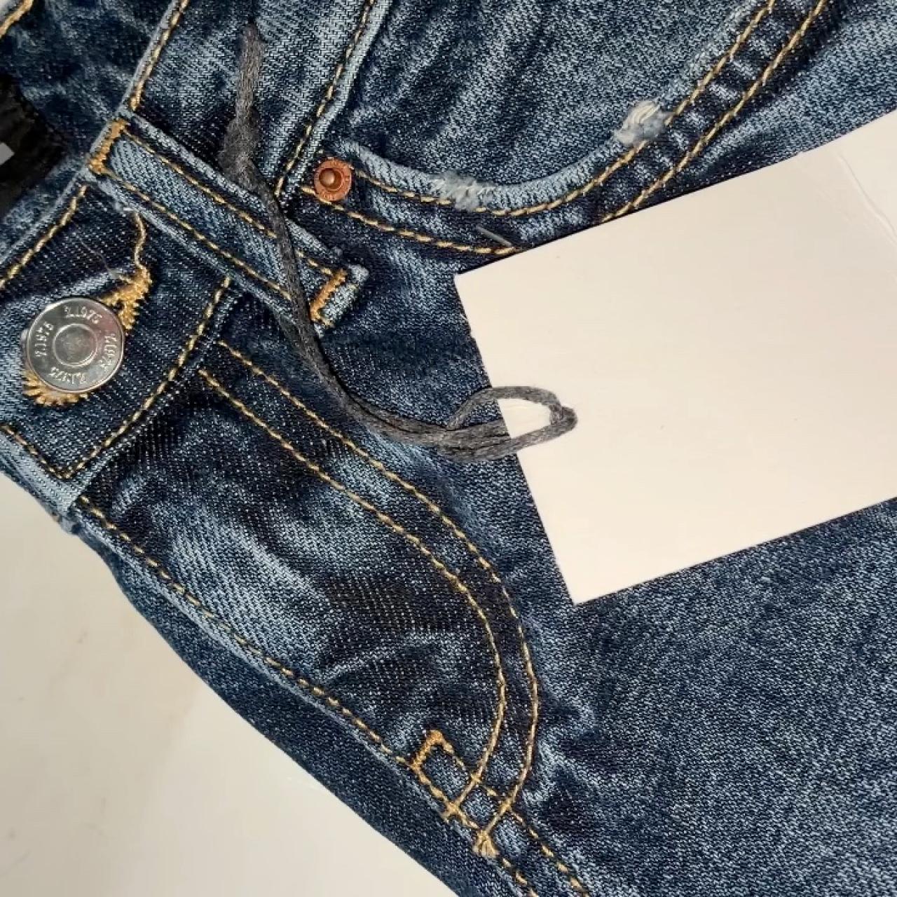 item listed by jessyy3