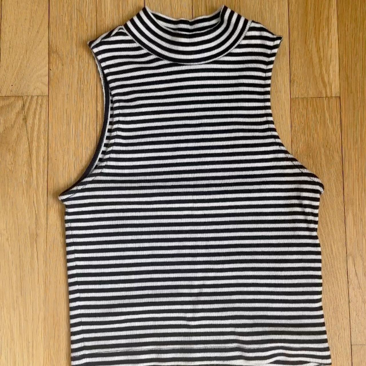 item listed by bruna_andreoni