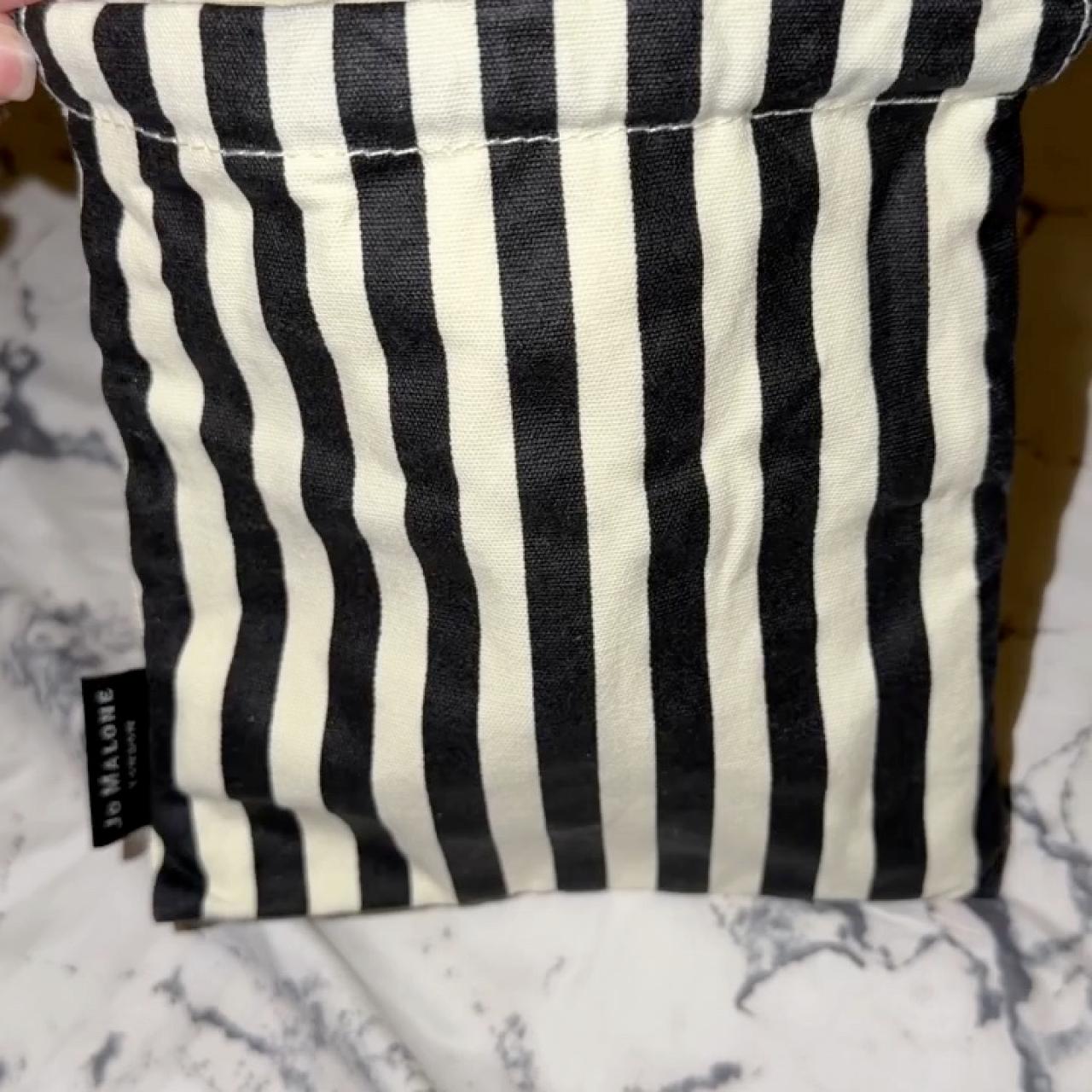 item listed by myraklescloset