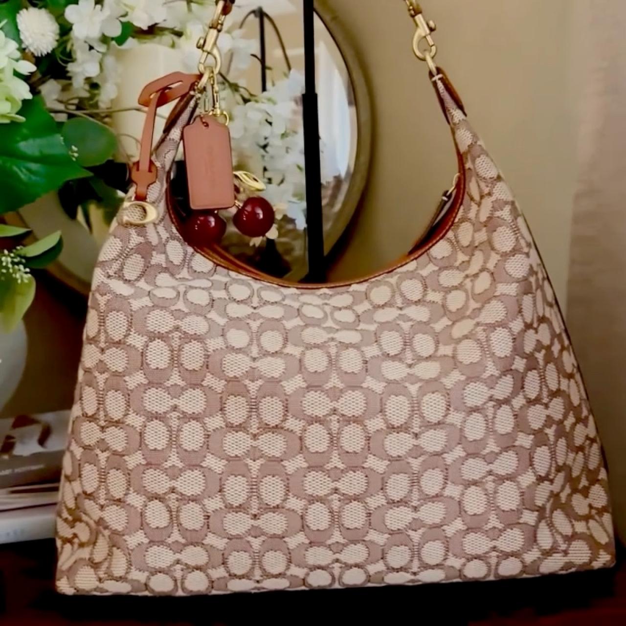 item listed by gadjac