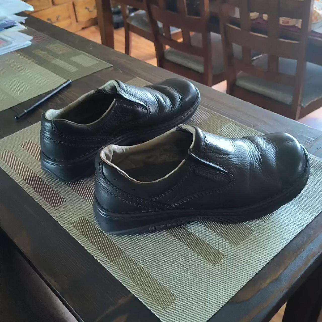 item listed by wehaveyourshoes