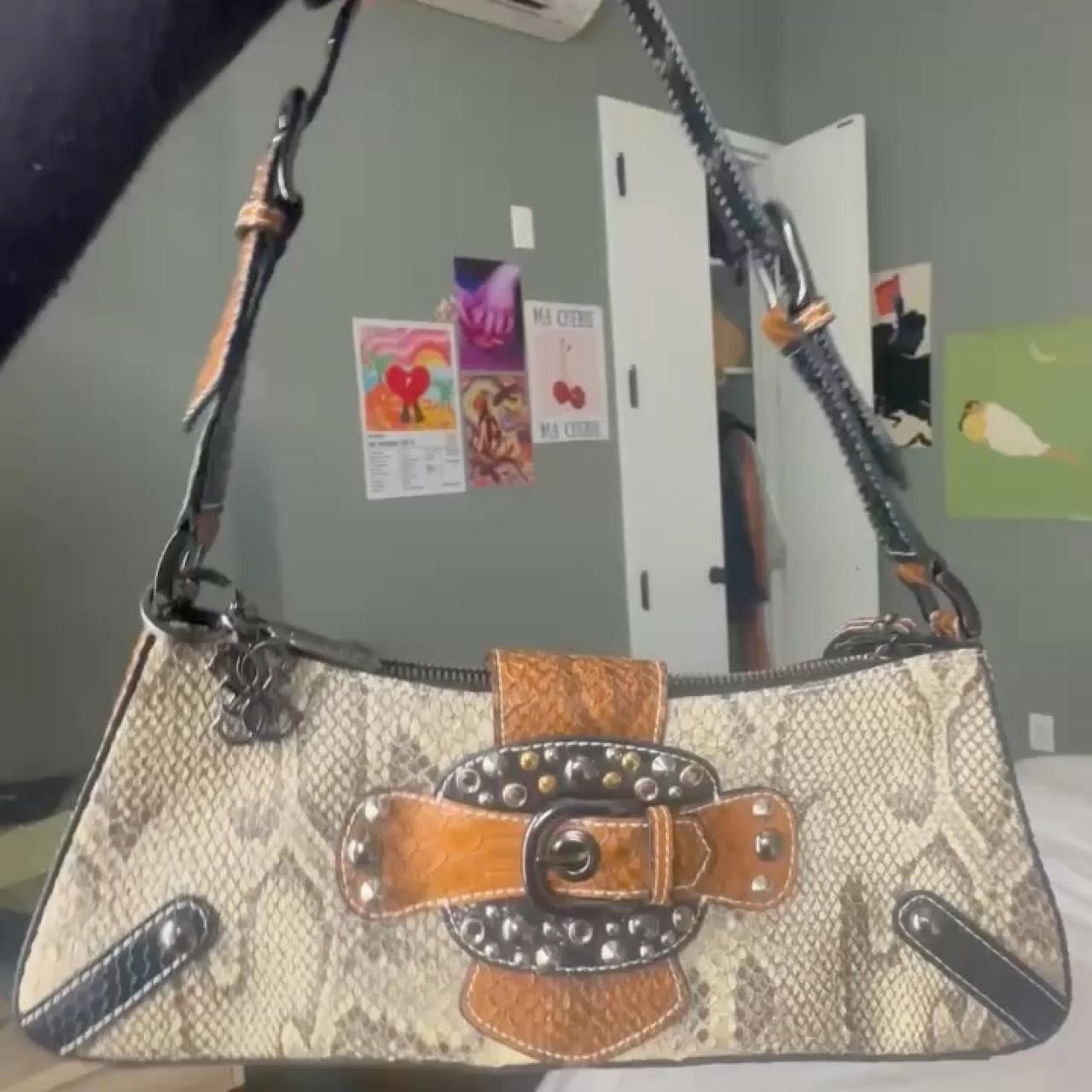 item listed by mafalda25