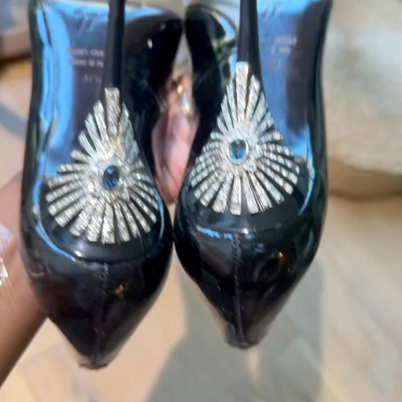 item listed by bronxngozi