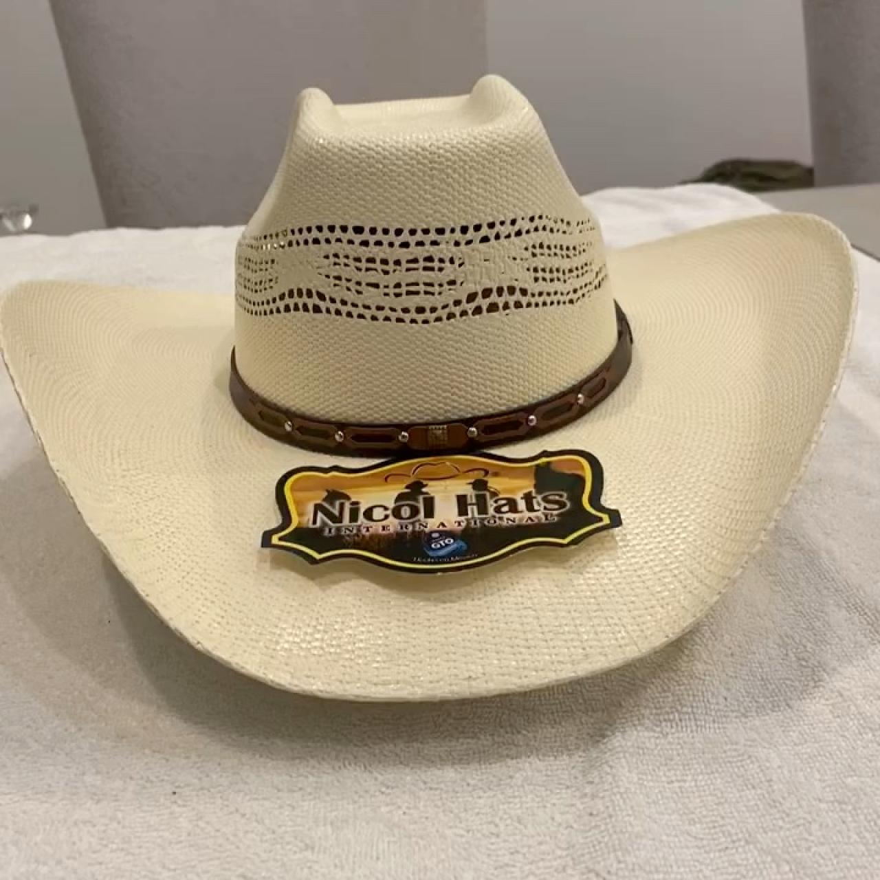 Nicol Hats Elegant Beige Suede Western Hat Sombrero Nicol Hats 100X, Clásico Cuadrado – El Charro  main image 3