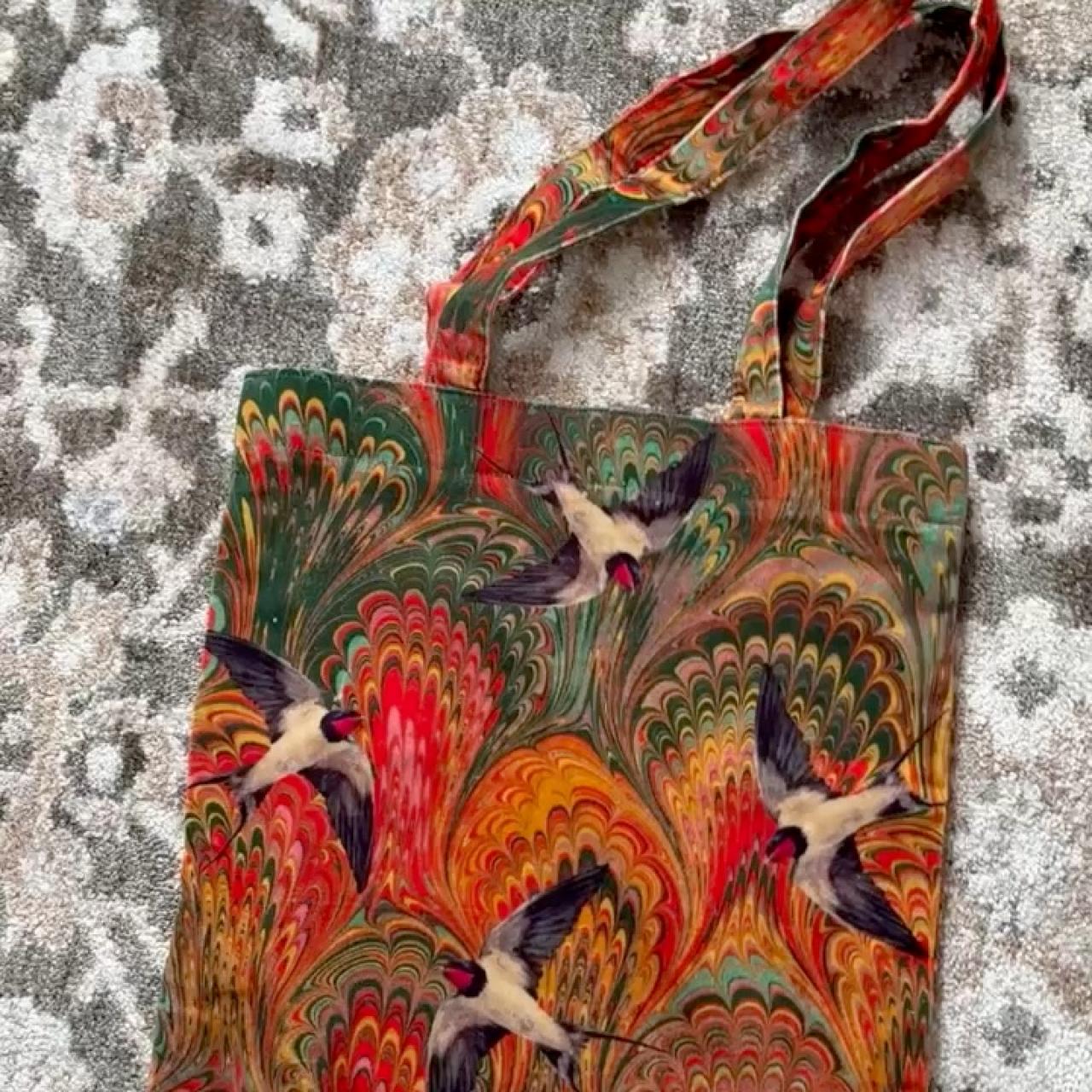 item listed by sunnyshopper70