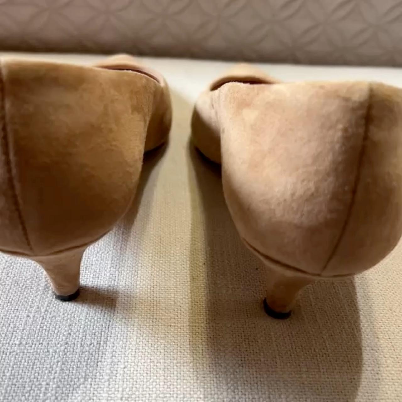 item listed by mediterranean_girl