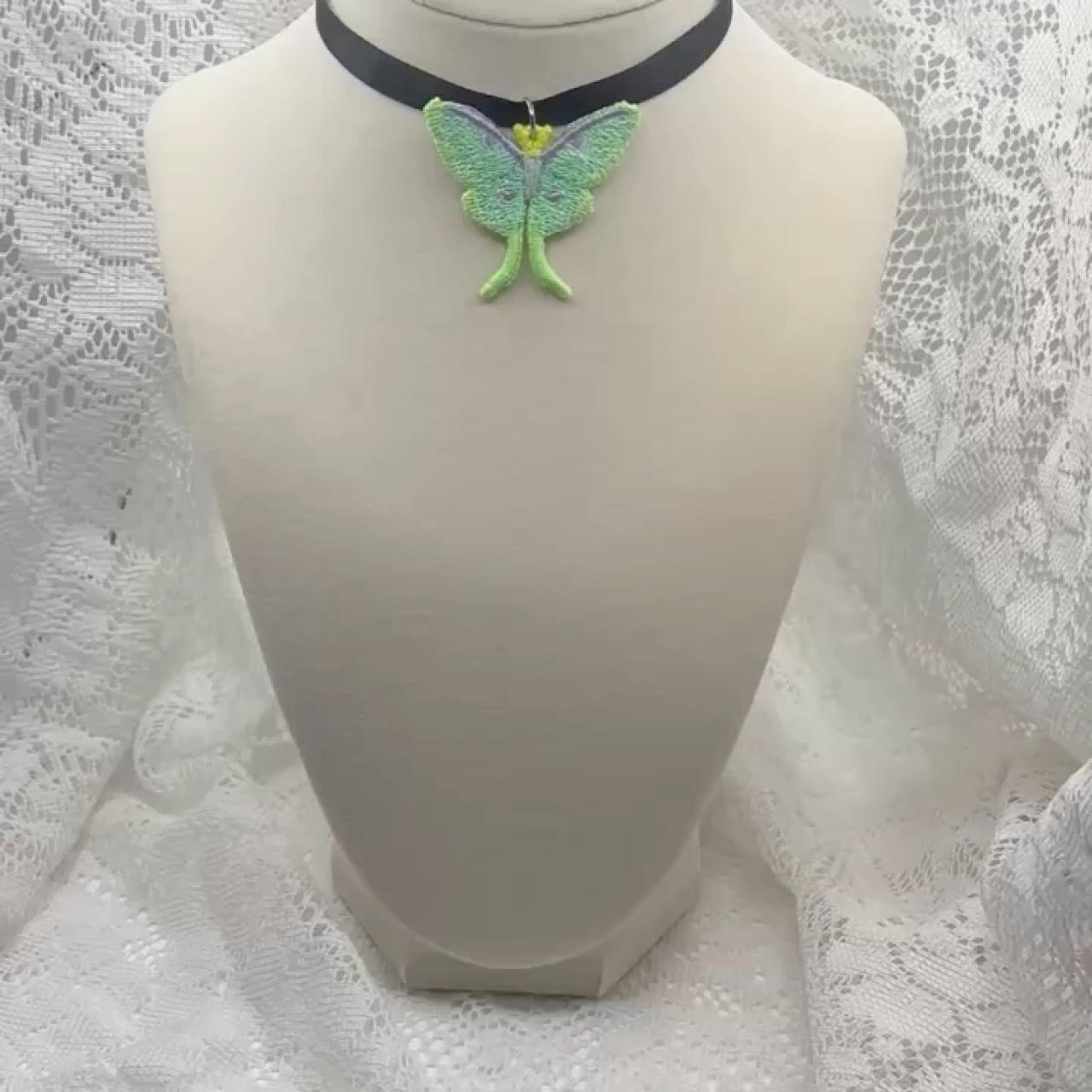 item listed by threadedforest