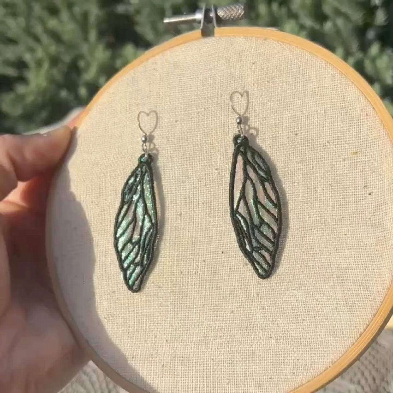 item listed by threadedforest