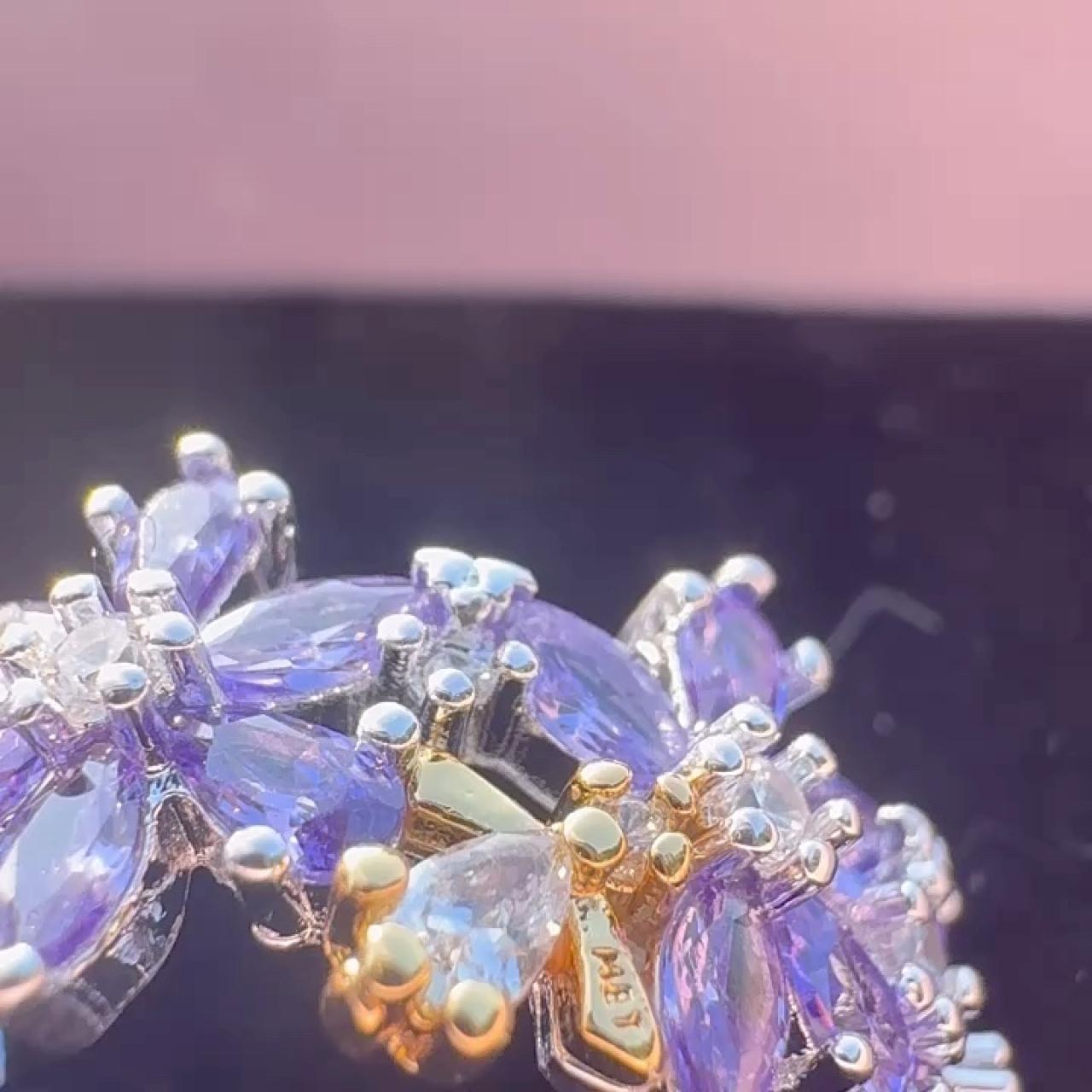 item listed by nair_jewelry