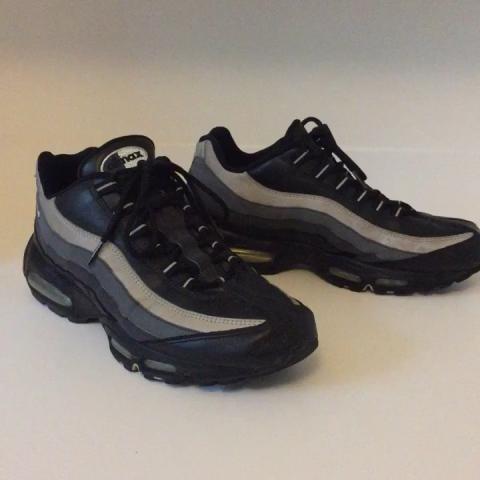 Nike Air Max 95 Climax - size UK 9 