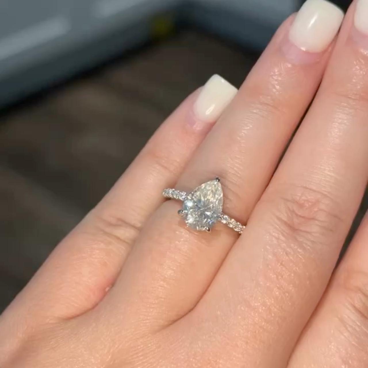 item listed by diamondsxturquoise