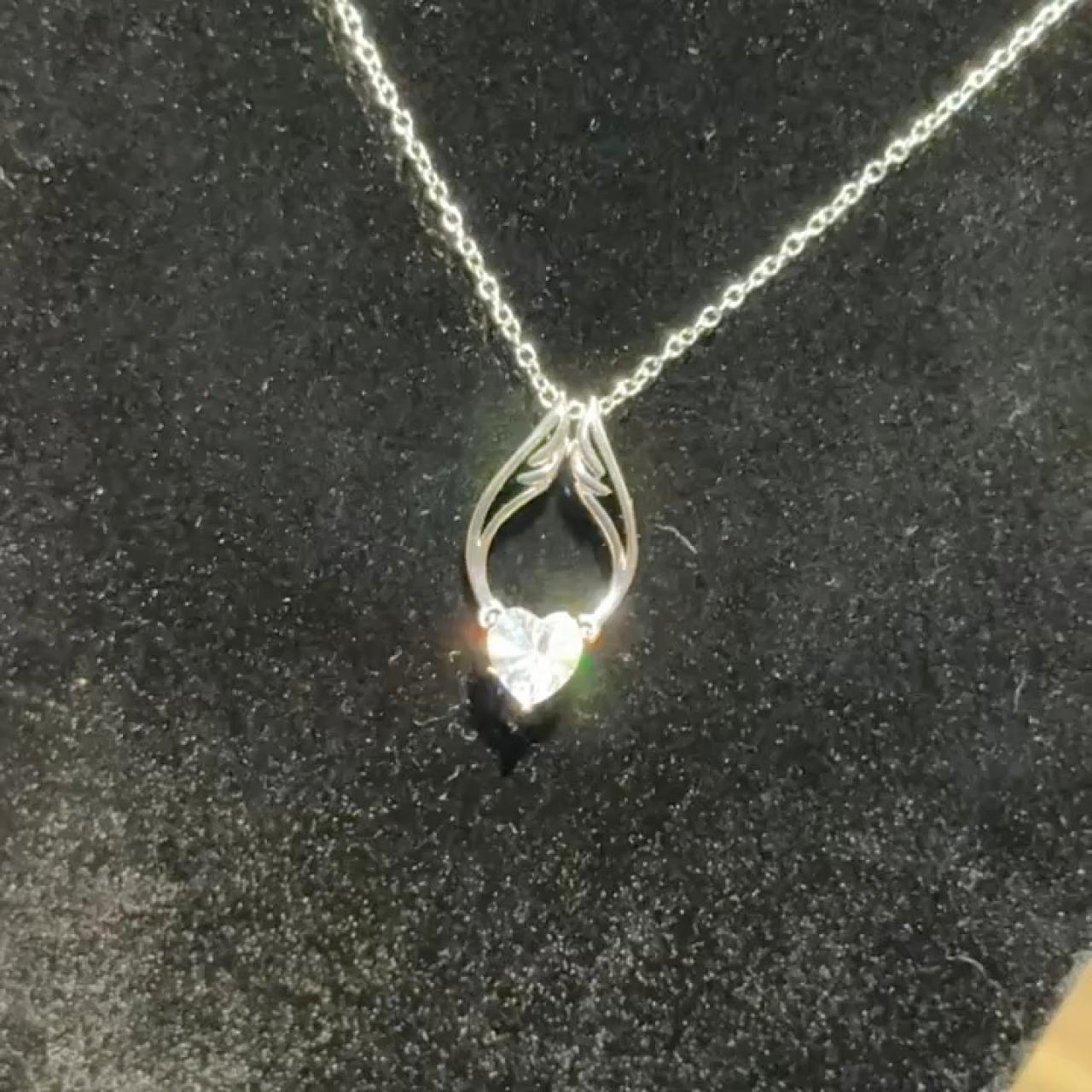 item listed by diamondsxturquoise