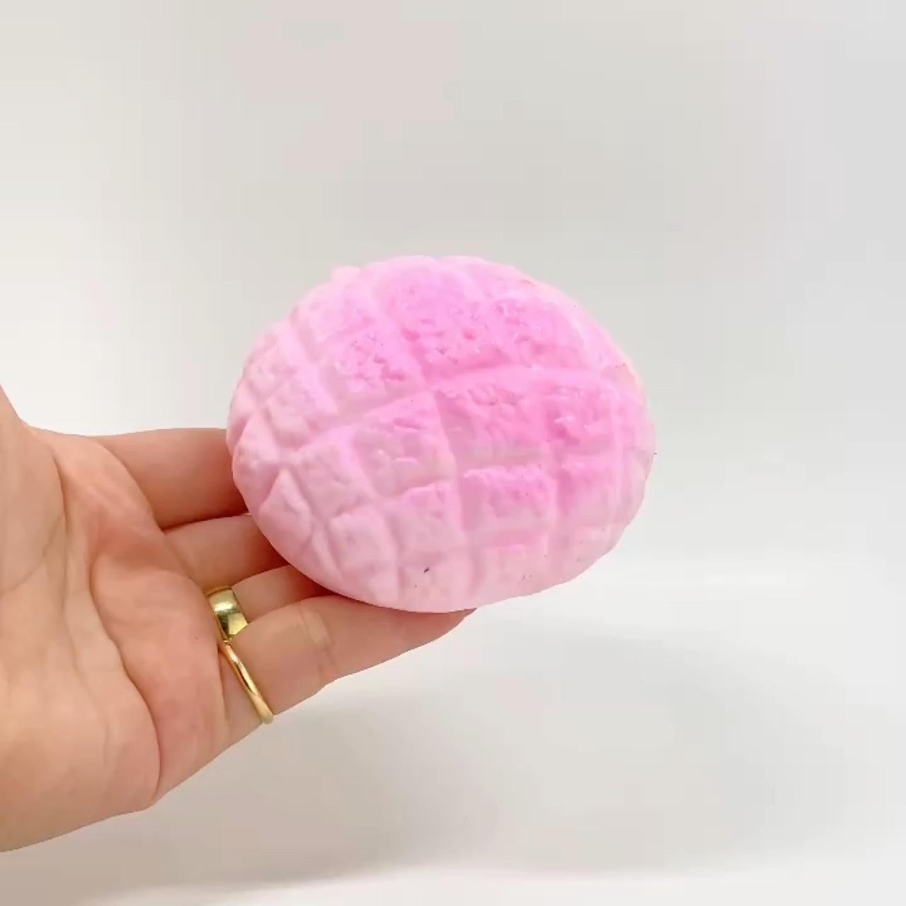 item listed by amyyyttt