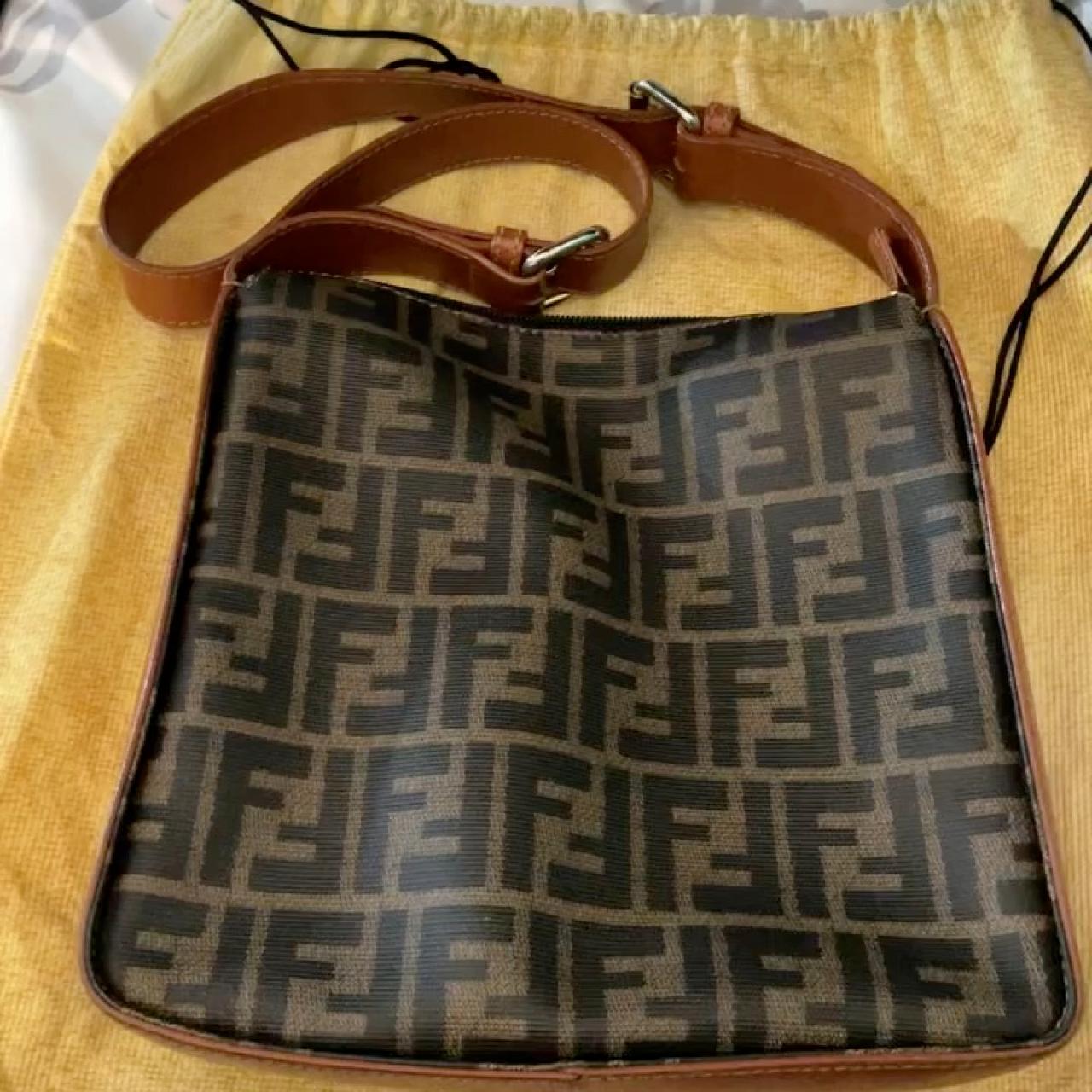 item listed by itsofficialgem