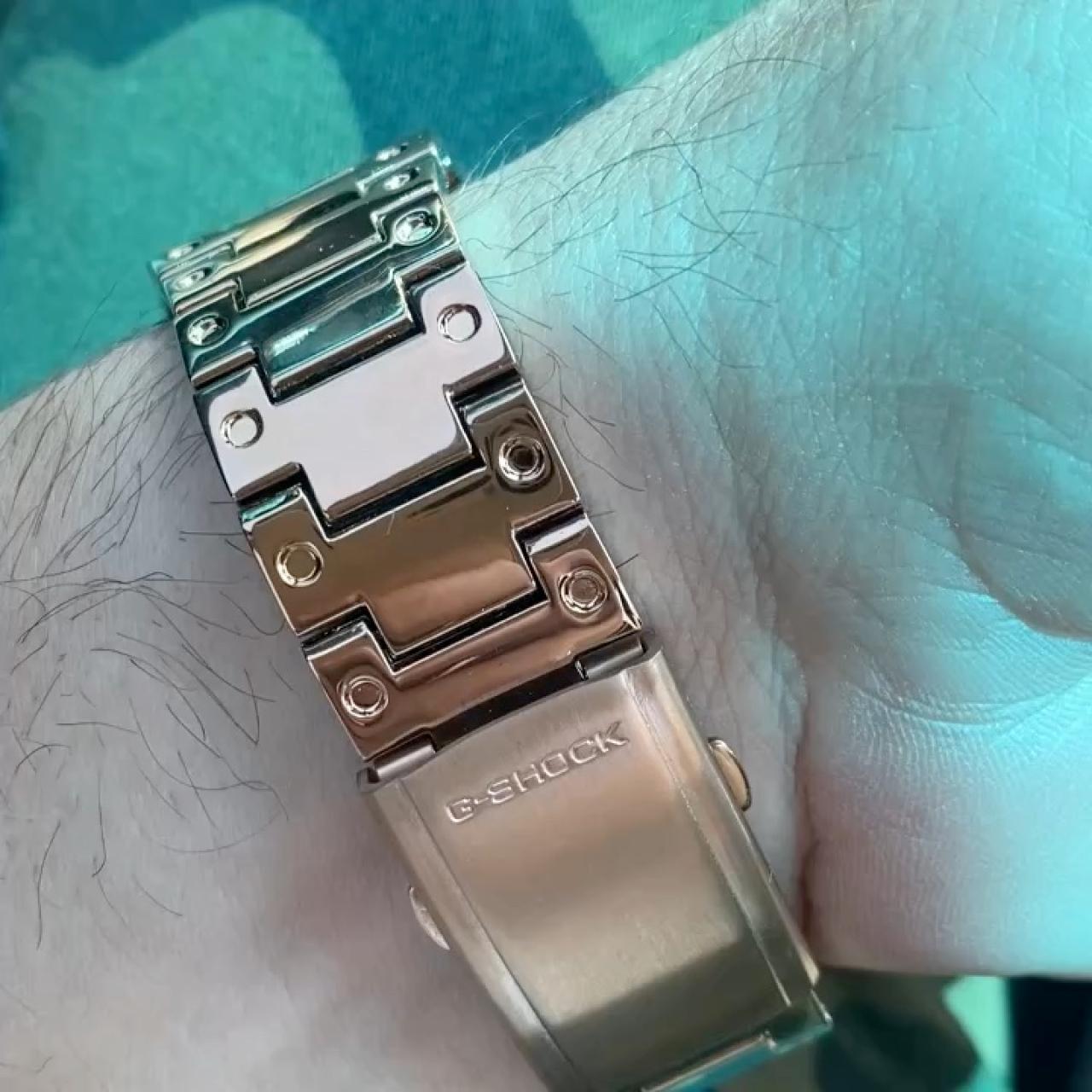 item listed by yorempire