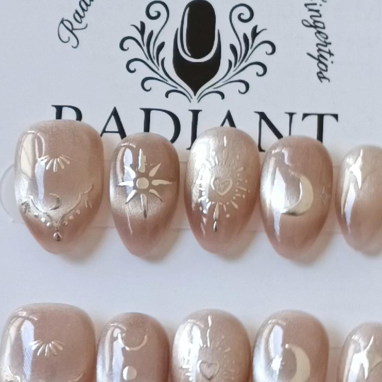 item listed by radiant_nails
