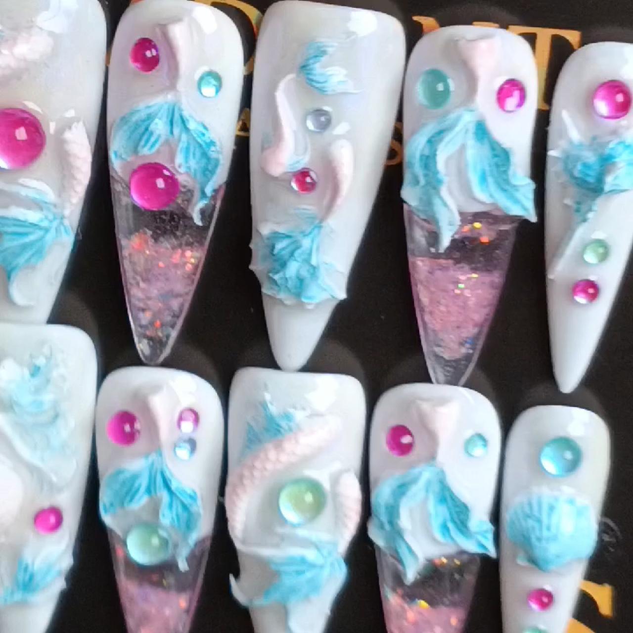 item listed by radiant_nails