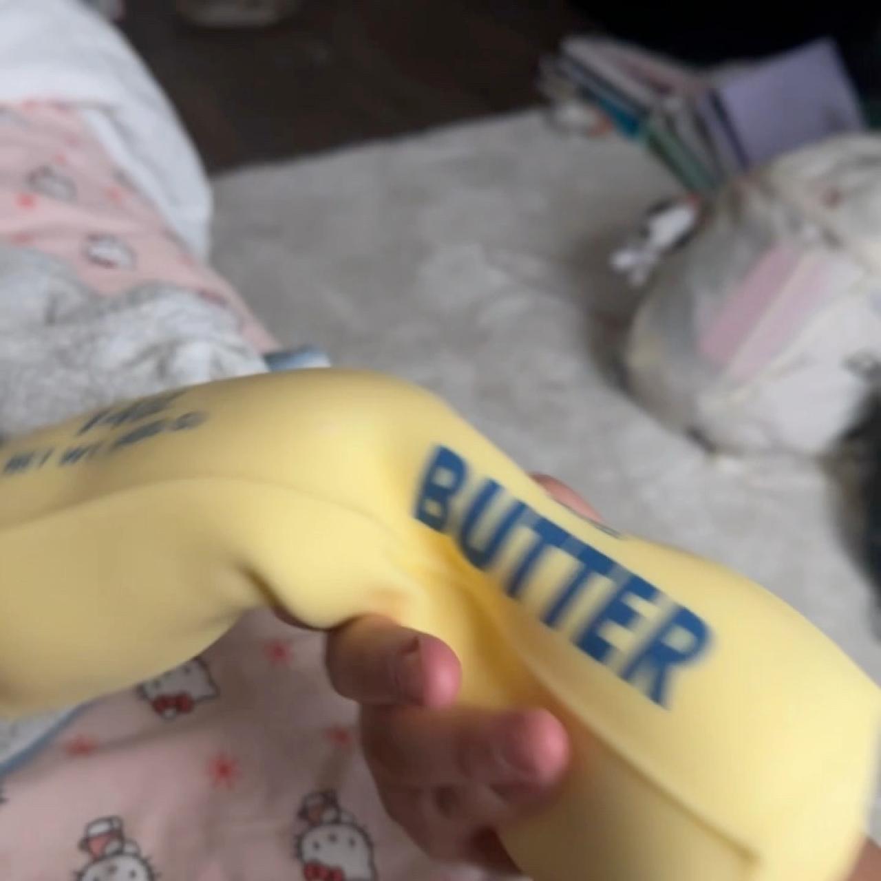 item listed by yougurt101