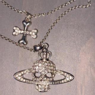 Vivienne westwood sale skull necklace