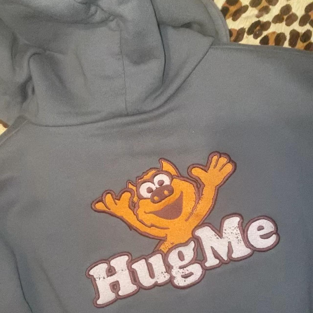 Vetements hug sale me hoodie