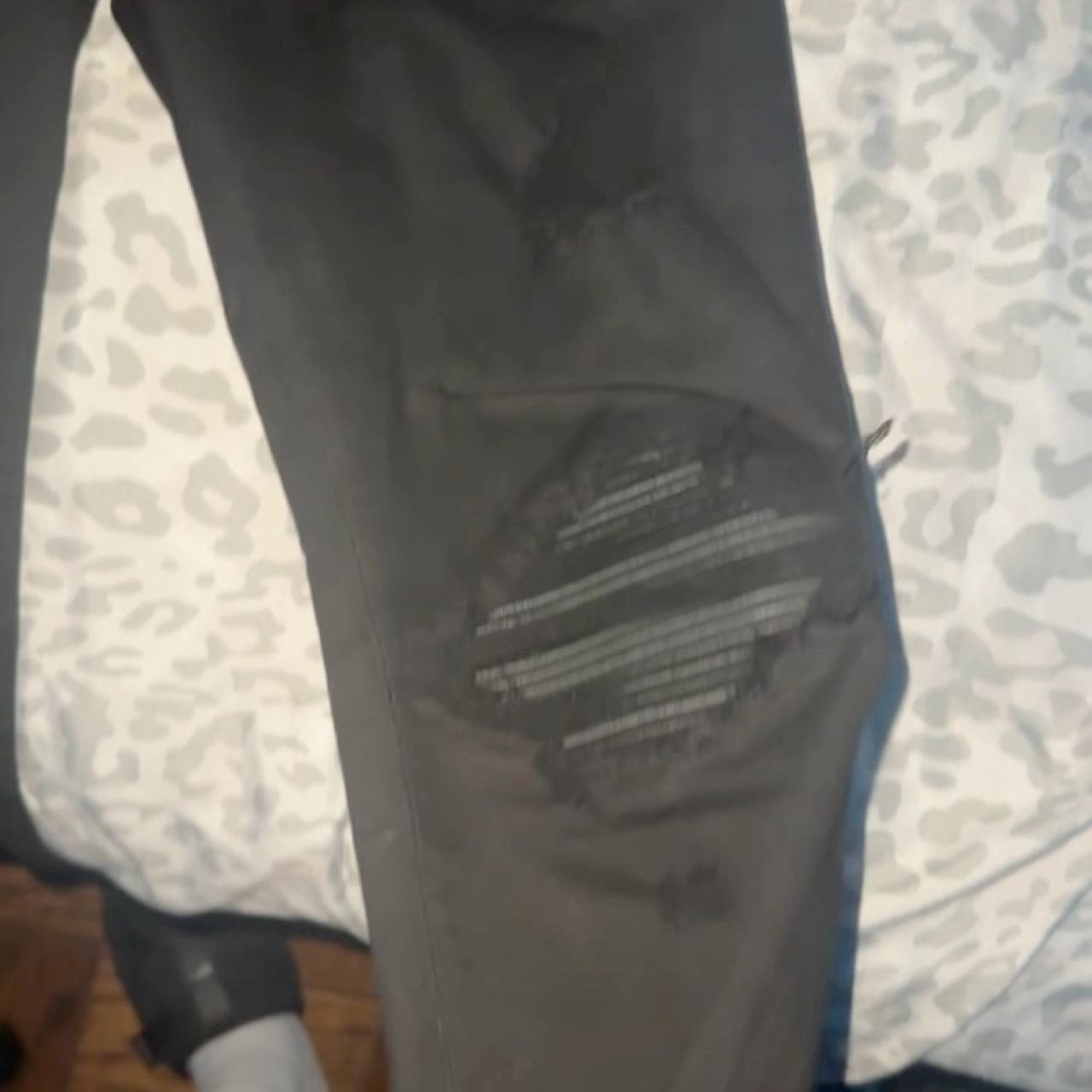 item listed by dameresellin