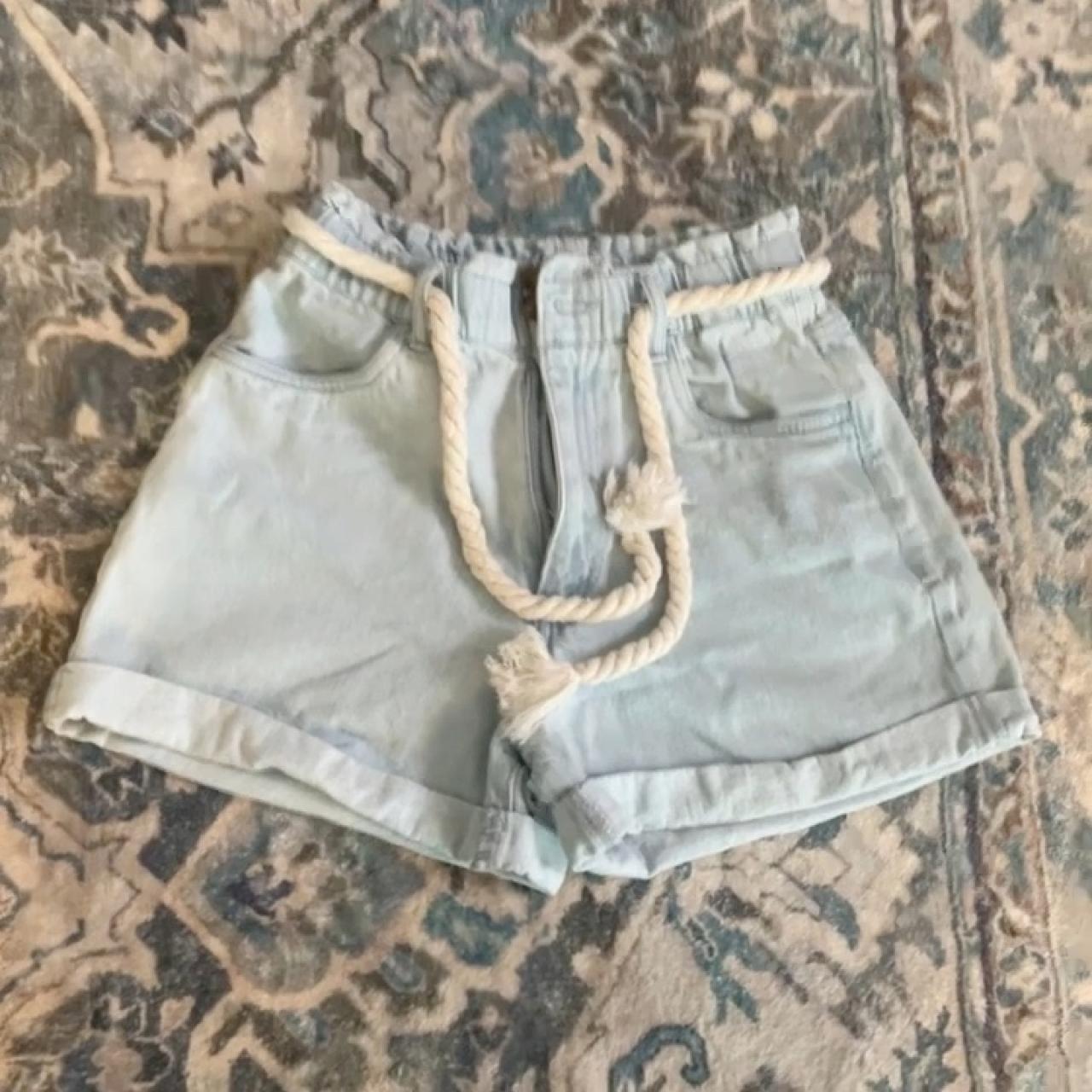 item listed by g0thic_goddess