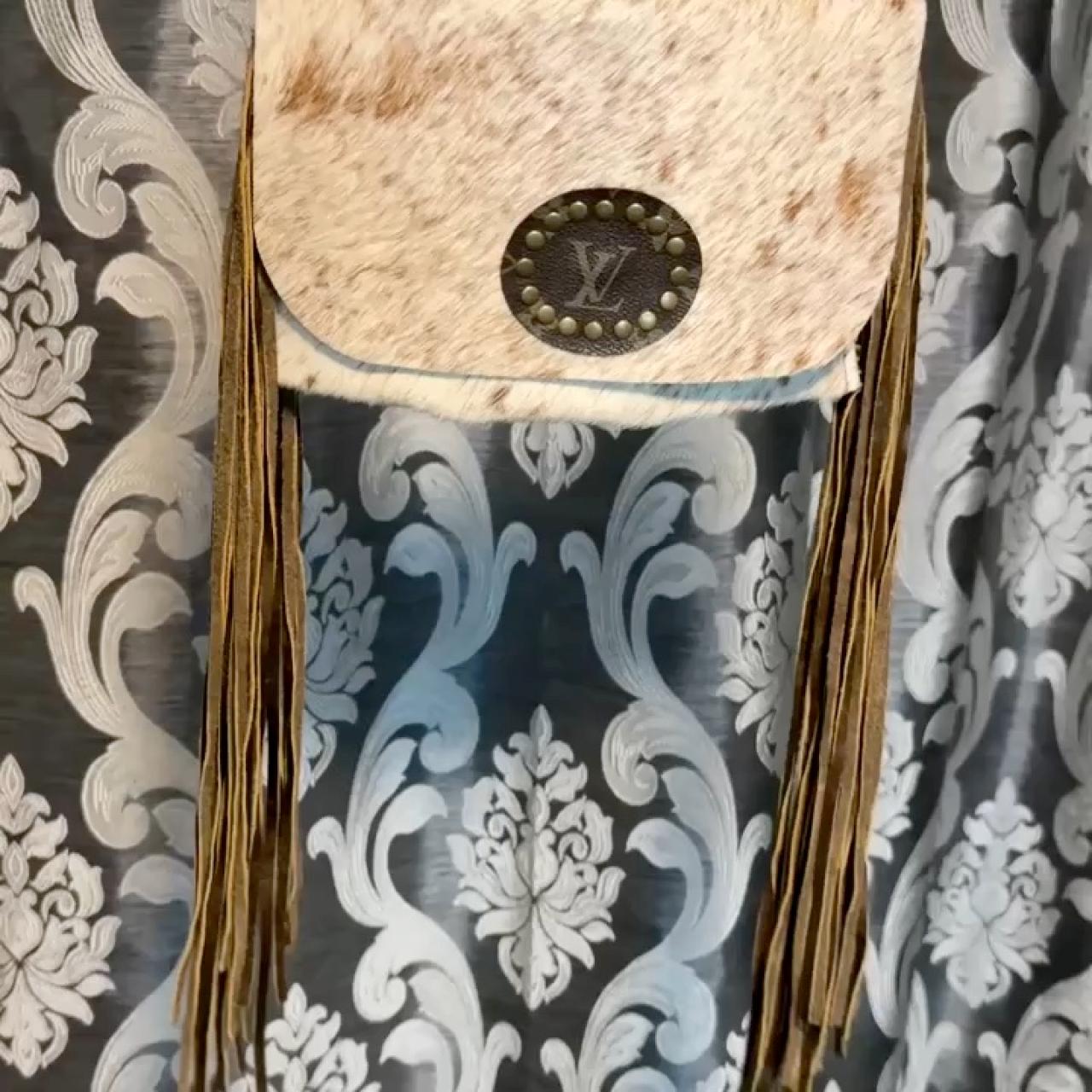 item listed by sunshinehibiscus