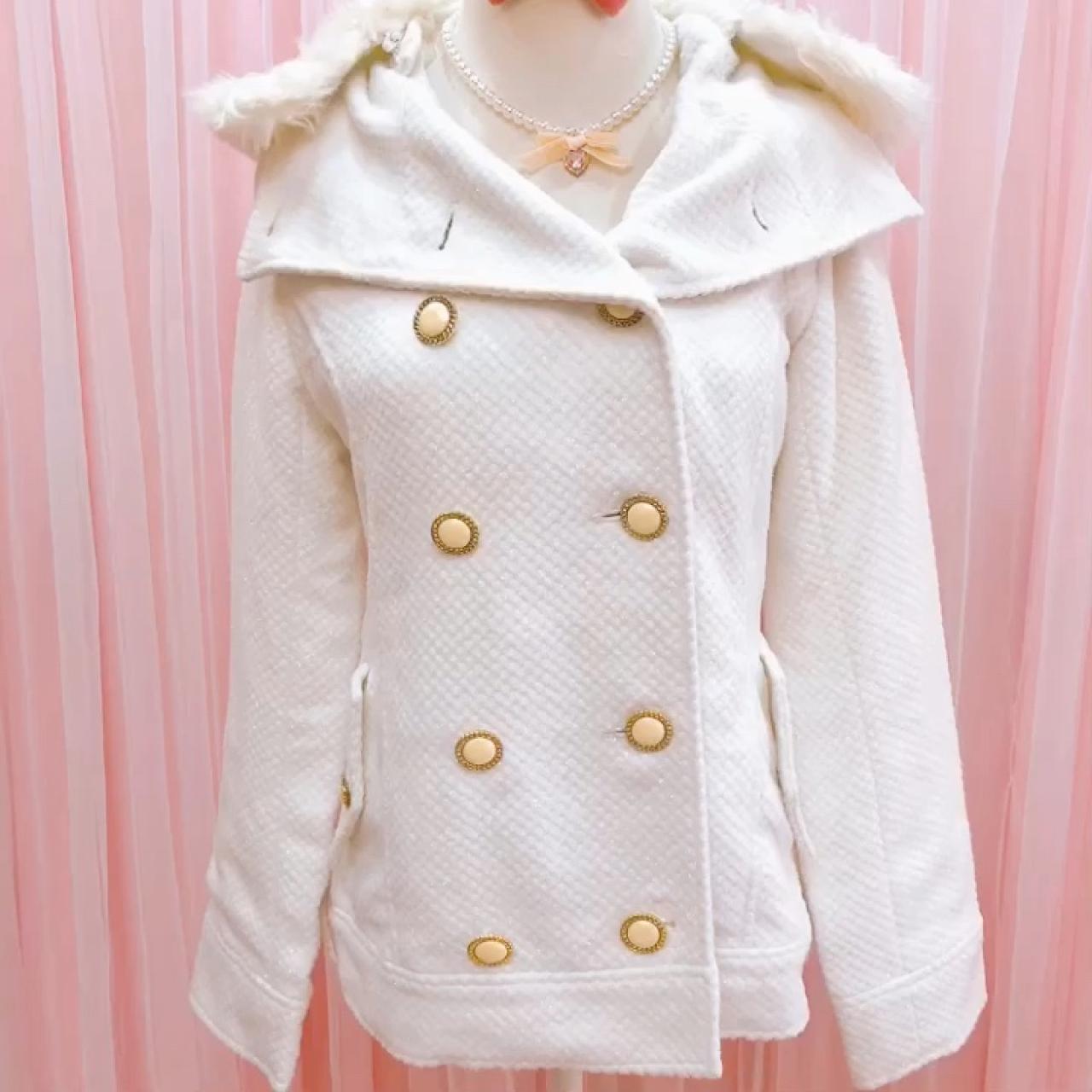 No shipping to the US till further notice 🗼From | Depop