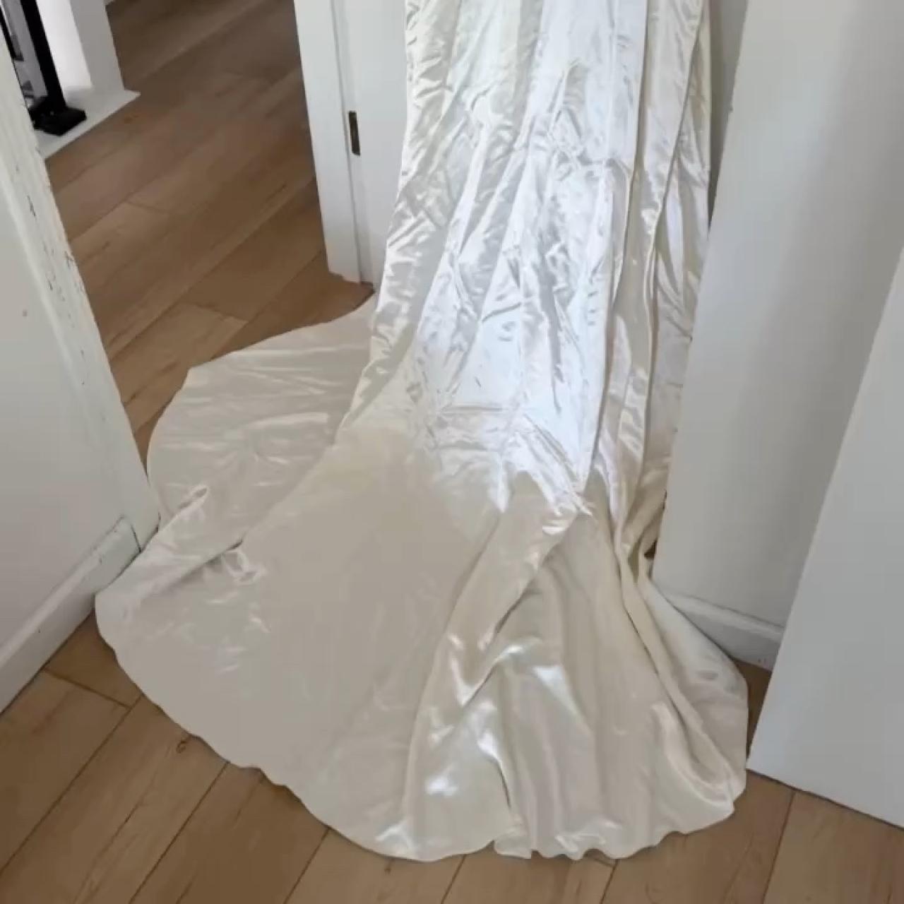 item listed by astellon
