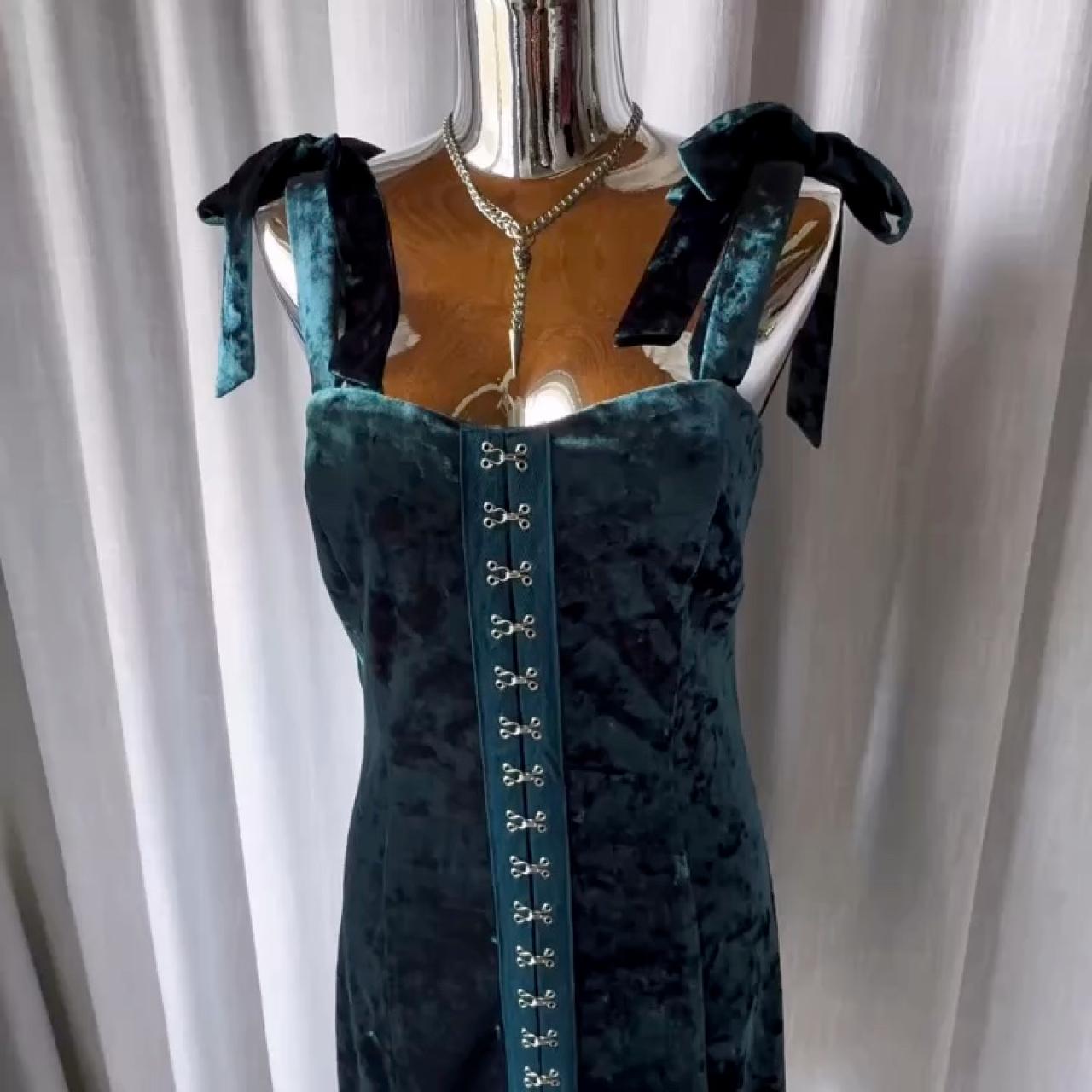 item listed by lofidarling