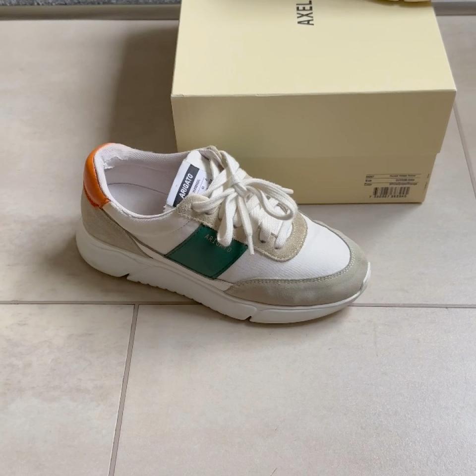 スニーカー Axel Arigato Genesis Vintage Runner In Green Axel Arigato Genesis Vintage Runner Low Top Sneakers In