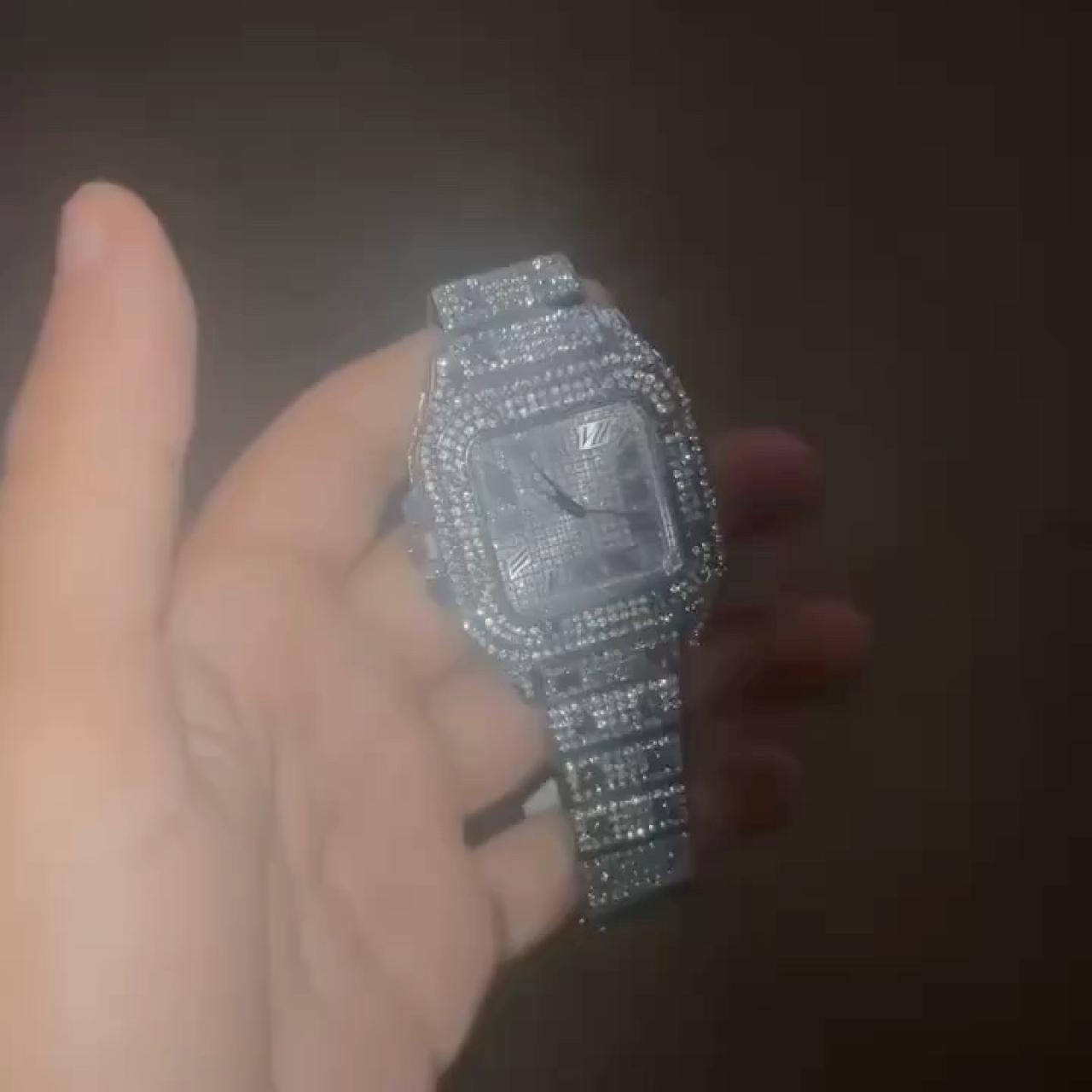 item listed by izzyx73