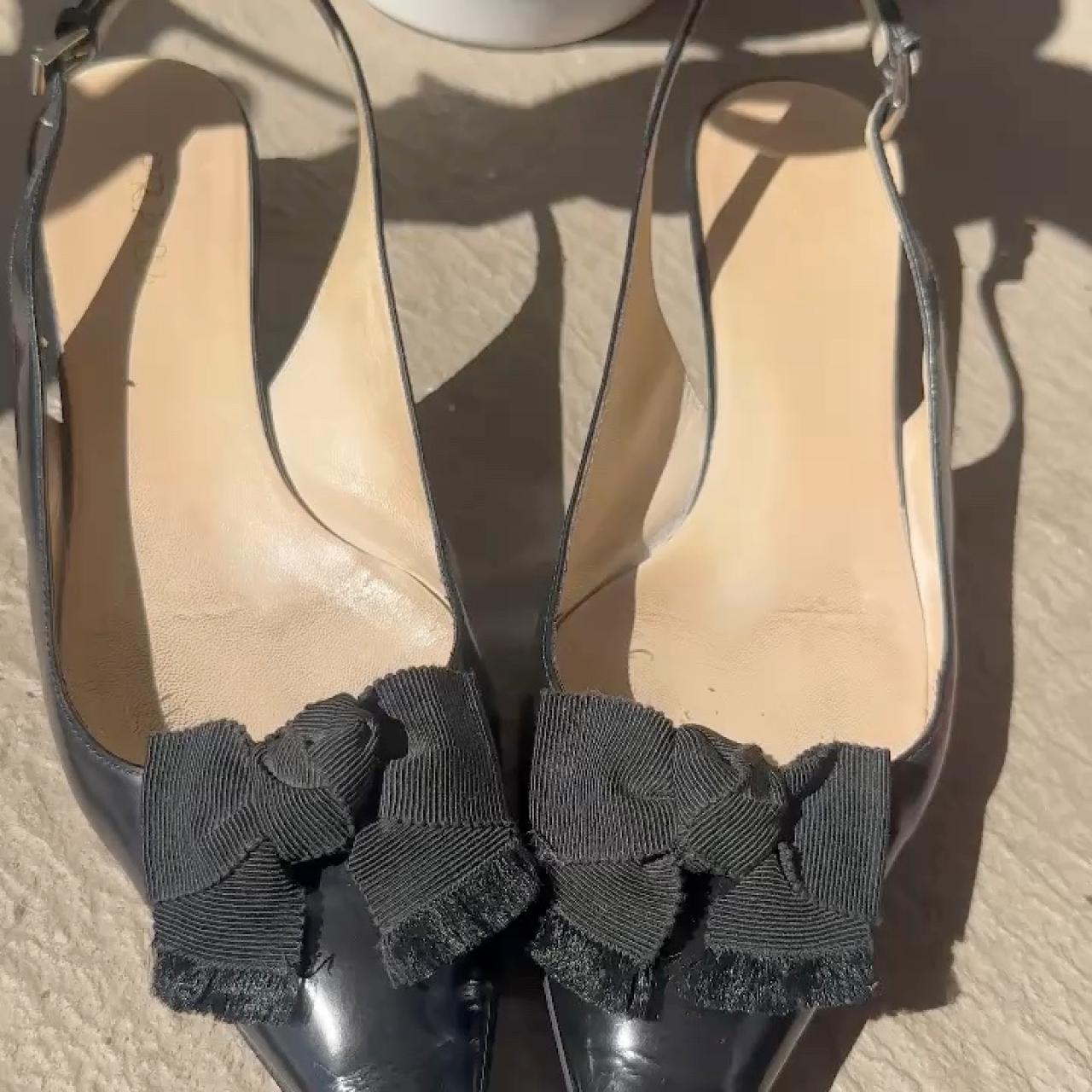 item listed by sunnyset_secondhand