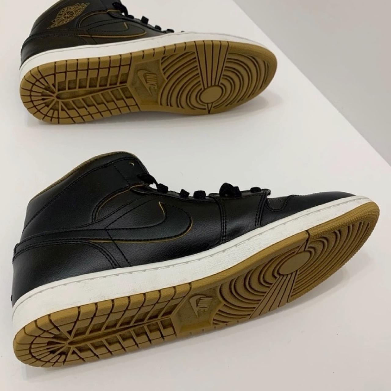 AIR JORDAN 1 Black Gold Black and Gold 