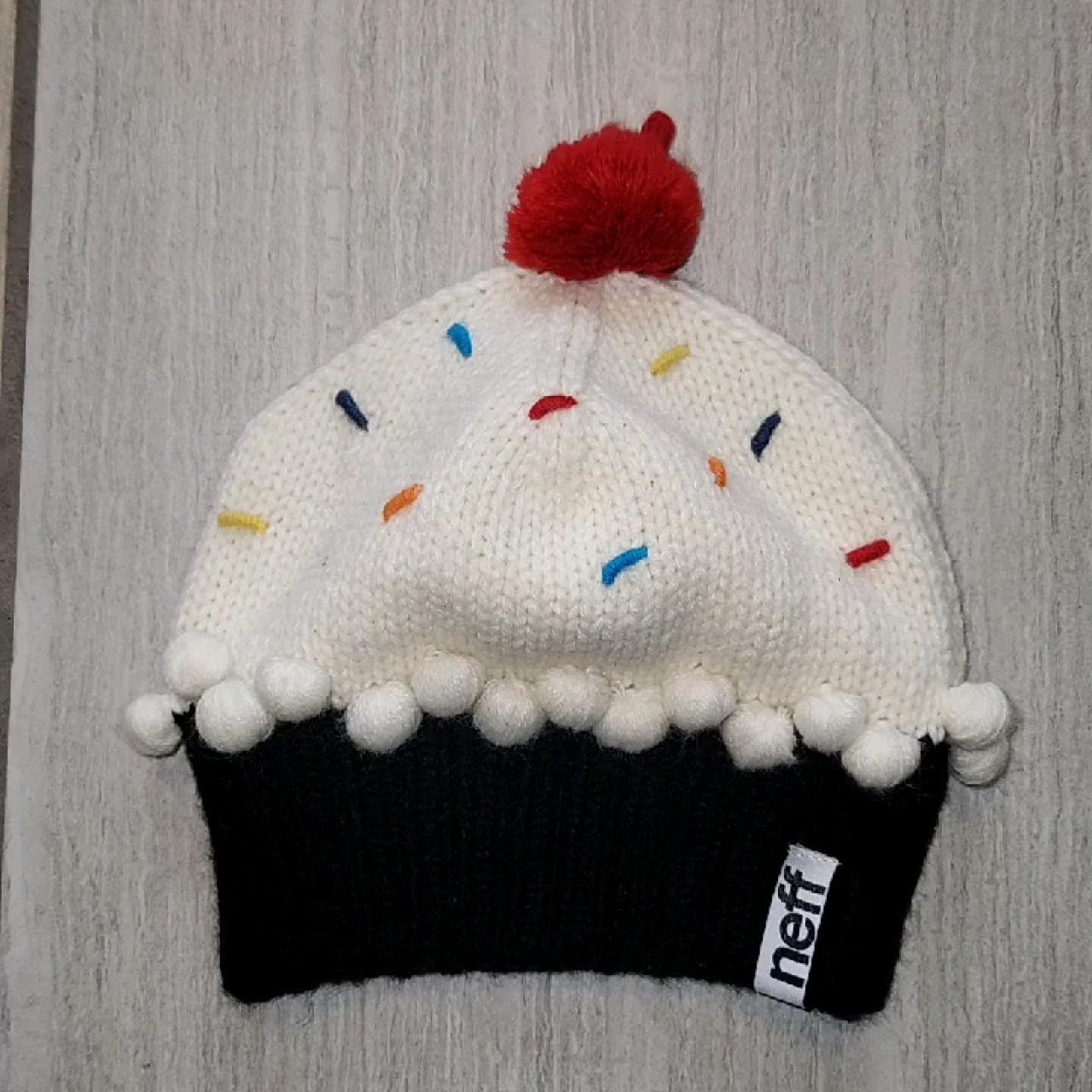 Neff Women's Neff Cupcake Hat Neff Cupcake Beanie Excellent